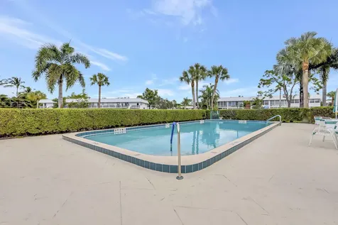 2929 Se Ocean Boulevard Stuart FL 34996