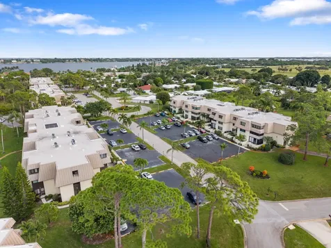 1800 Se Saint Lucie Boulevard Stuart FL 34996