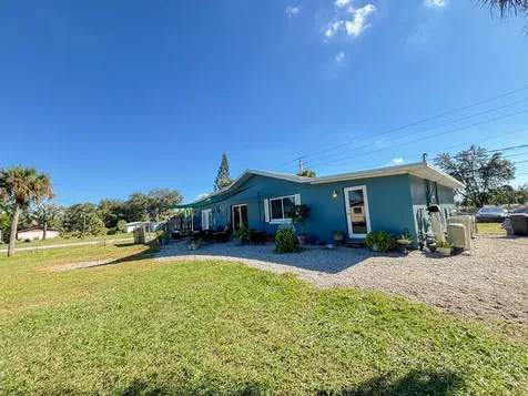 5140 65th Street Vero Beach FL 32967