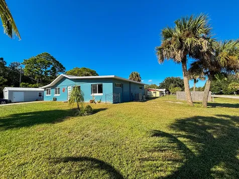 5140 65th Street Vero Beach FL 32967
