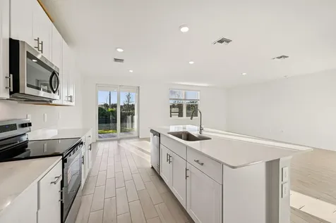 5453 Hampton Park Circle Vero Beach FL 32966