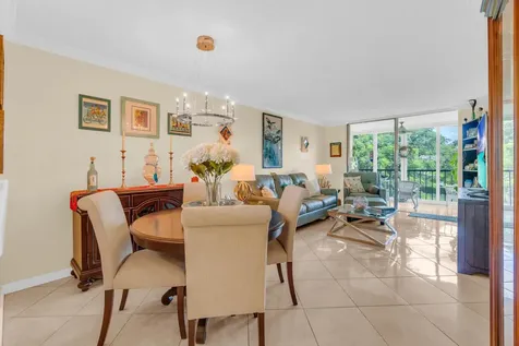 6795 Huntington Lane Delray Beach FL 33446