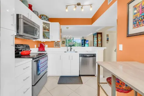 6795 Huntington Lane Delray Beach FL 33446