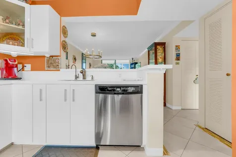 6795 Huntington Lane Delray Beach FL 33446