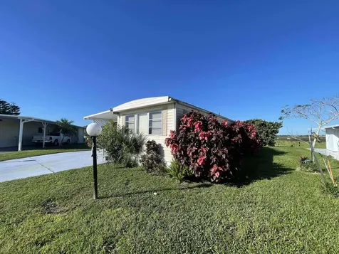 1601 Us Highway 441 Okeechobee FL 34974