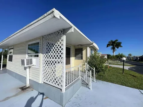 1601 Us Highway 441 Okeechobee FL 34974