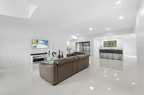 22301 Ensenada Way Boca Raton FL 33433