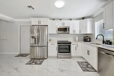 1911 Cypress Avenue Fort Pierce FL 34949