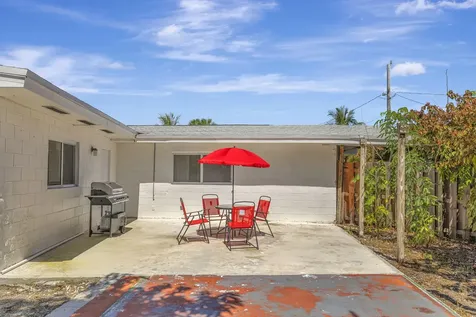 1911 Cypress Avenue Fort Pierce FL 34949