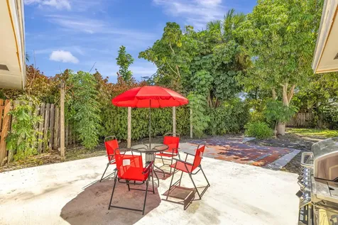 1911 Cypress Avenue Fort Pierce FL 34949