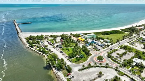 1911 Cypress Avenue Fort Pierce FL 34949