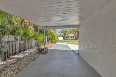 1911 Cypress Avenue Fort Pierce FL 34949