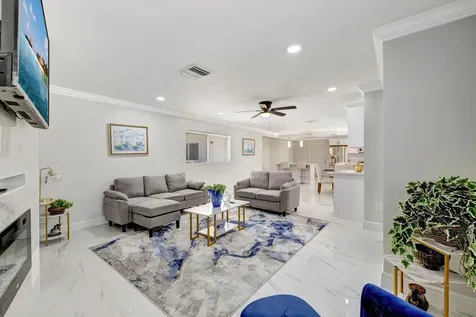 1911 Cypress Avenue Fort Pierce FL 34949