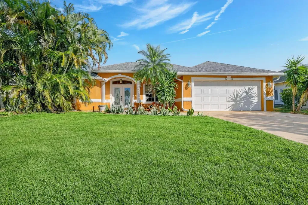3282 Se West Snow Road Port Saint Lucie FL 34984