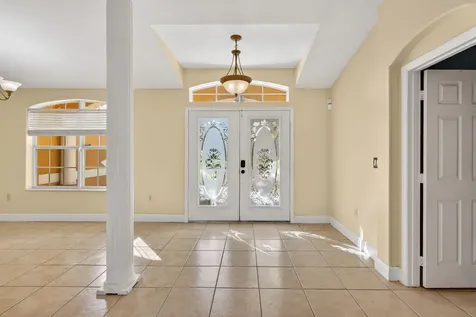 3282 Se West Snow Road Port Saint Lucie FL 34984