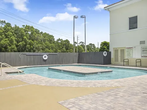 4 Golfs Edge West Palm Beach FL 33417