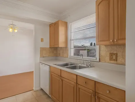 4 Golfs Edge West Palm Beach FL 33417