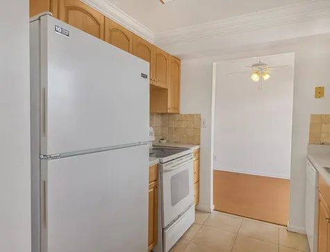 4 Golfs Edge West Palm Beach FL 33417