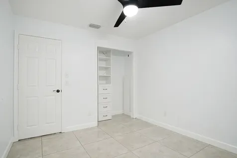 1682 Sw Lofgren Avenue Port Saint Lucie FL 34953