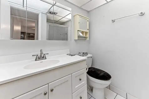 490 Burgundy K Delray Beach FL 33484
