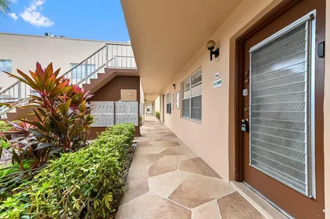 490 Burgundy K Delray Beach FL 33484