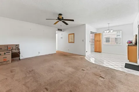 490 Burgundy K Delray Beach FL 33484