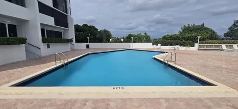 5600 N Flagler Drive West Palm Beach FL 33407