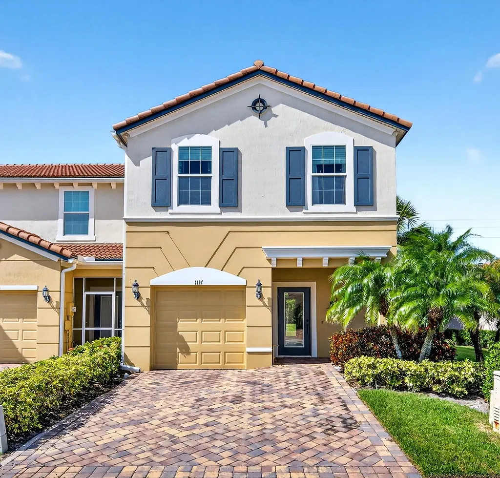 1117 Normandie Way Vero Beach FL 32960