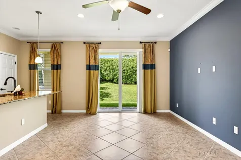 1117 Normandie Way Vero Beach FL 32960