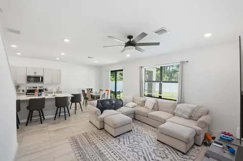 6016 Se Se Violet Lane Lane Stuart FL 34997