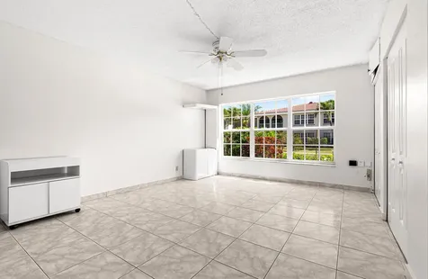 250 Ne 20th Street Boca Raton FL 33431