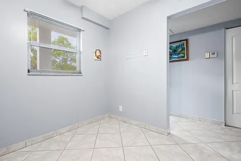 250 Ne 20th Street Boca Raton FL 33431