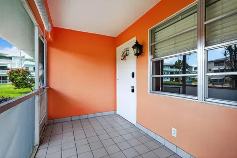 5300 Washington Street Hollywood FL 33021