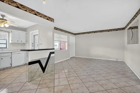 5300 Washington Street Hollywood FL 33021