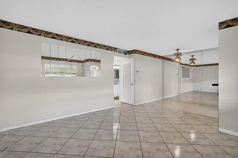 5300 Washington Street Hollywood FL 33021