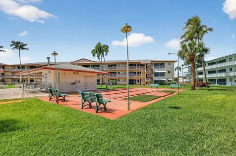 5300 Washington Street Hollywood FL 33021
