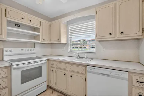 5300 Washington Street Hollywood FL 33021