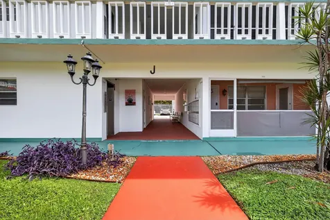 5300 Washington Street Hollywood FL 33021
