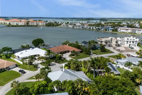 1606 Thumb Point Drive Fort Pierce FL 34949