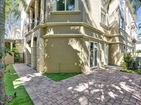 921 Osceola Drive Boca Raton FL 33432