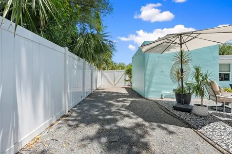 609 S 9th Street Fort Pierce FL 34950