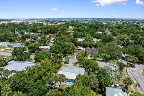 609 S 9th Street Fort Pierce FL 34950