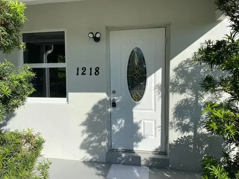 1218 S B Street Lake Worth Beach FL 33460