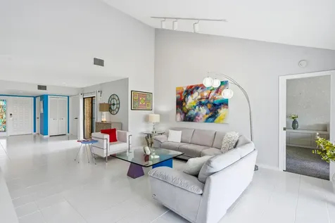 5598 Kiowa Circle Boynton Beach FL 33437