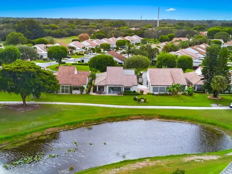 5598 Kiowa Circle Boynton Beach FL 33437