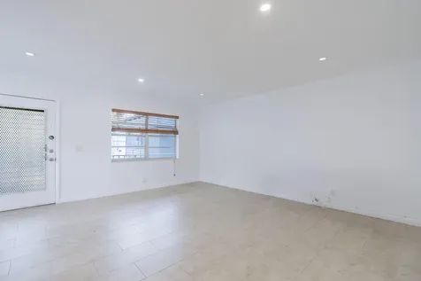 902 Normandy Delray Beach FL 33484