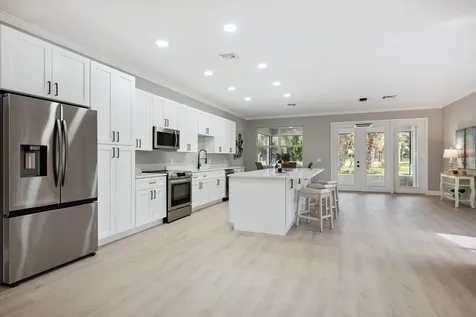 1018 Carolina Circle Vero Beach FL 32962