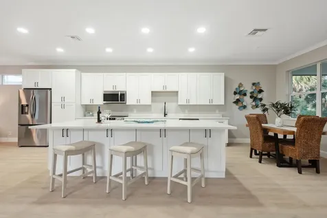 1018 Carolina Circle Vero Beach FL 32962