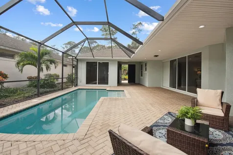 1018 Carolina Circle Vero Beach FL 32962