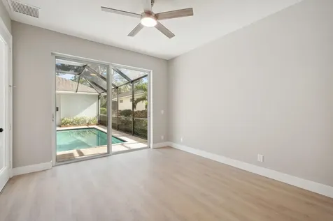 1018 Carolina Circle Vero Beach FL 32962